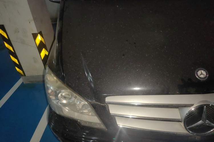 Used Mercedes-Benz Viano 2011 3.5L 125th Anniversary Edition 7 Seats Engine Bay Right