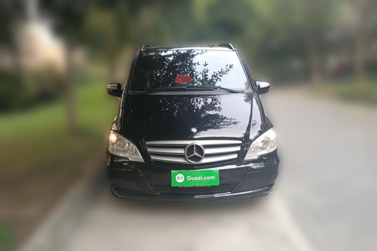 Used Mercedes-Benz Viano 2011 2.5L Navigator Edition Front