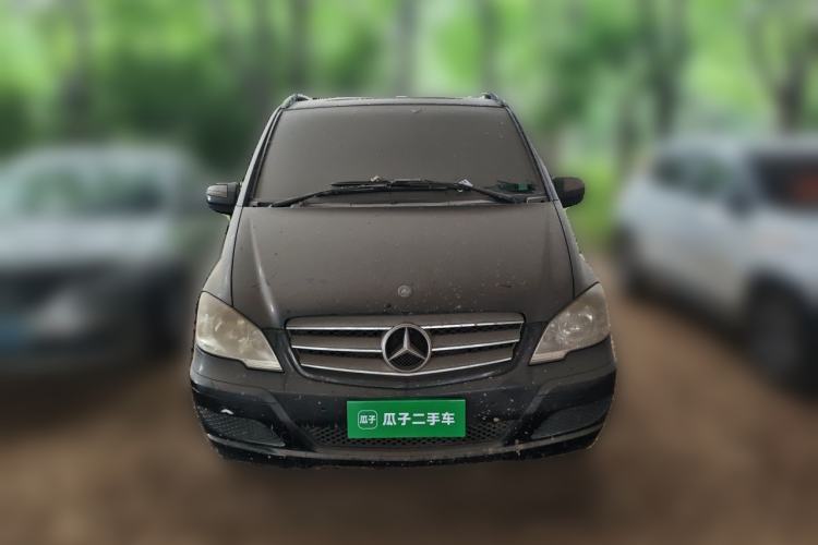 Used Mercedes-Benz Viano 2011 2.5L Luxury Edition Front