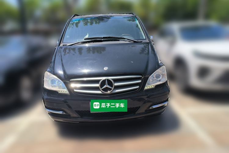 Used Mercedes-Benz Viano 2011 3.5L 125th Anniversary Edition 7 Seats Front