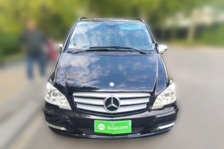 Used Mercedes-Benz Viano 2011 3.5L 125th Anniversary Edition 7 Seats Front