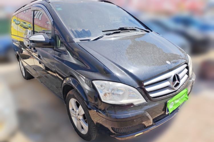 Used Mercedes-Benz Viano 2011 2.5L Prestige Edition Front Right 45 Deg