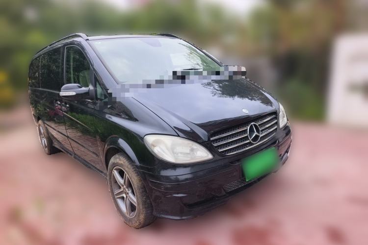 Used Mercedes-Benz Viano 2011 2.5L Prestige Edition Front Right 45 Deg