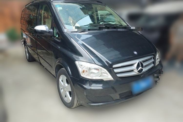 Used Mercedes-Benz Viano 2011 2.5L Prestige Edition Front Right 45 Deg