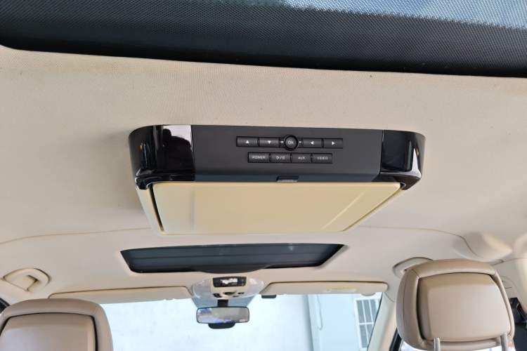 Used Mercedes-Benz Viano 2011 2.5L Navigator Edition Headliner