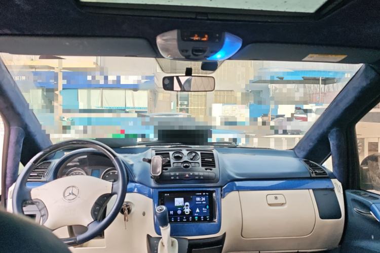 Used Mercedes-Benz Viano 2011 2.5L Luxury Edition Headliner