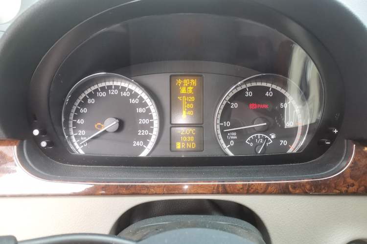 Used Mercedes-Benz Viano 2011 2.5L Navigator Edition Instrument Cluster