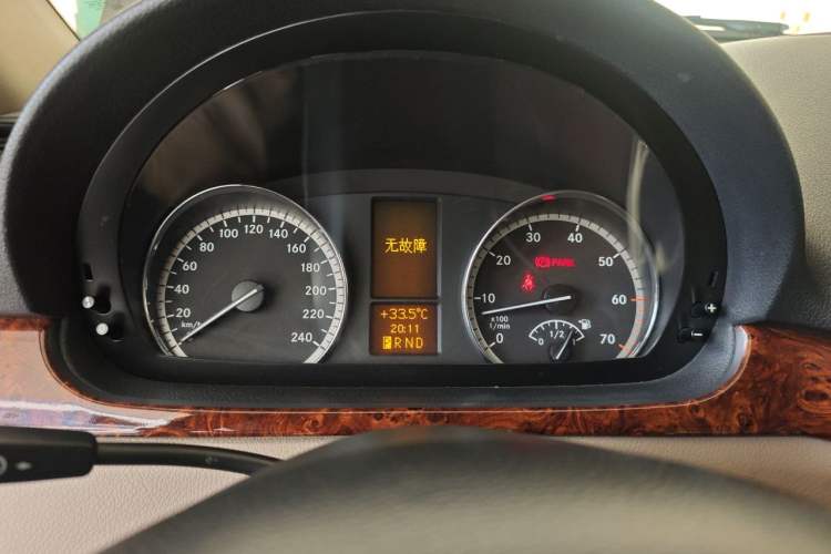 Used Mercedes-Benz Viano 2011 2.5L Navigator Edition Instrument Cluster