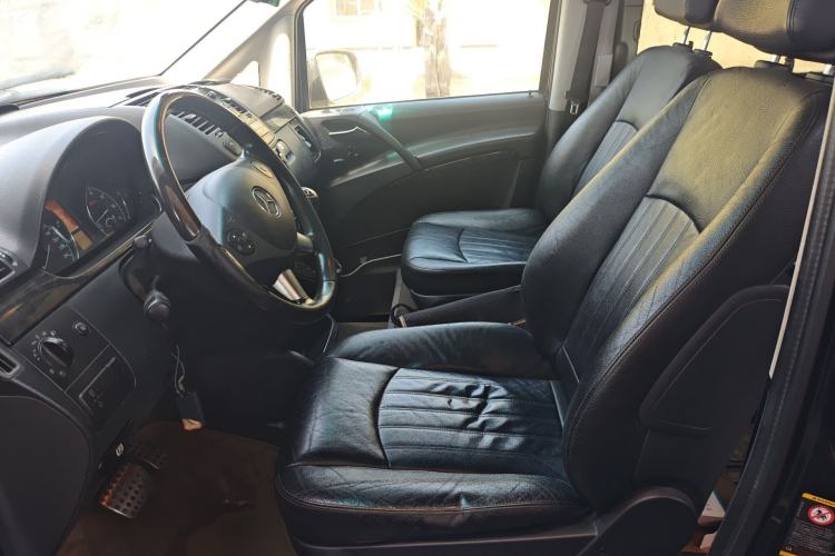 Used Mercedes-Benz Viano 2011 3.5L 125th Anniversary Edition 7 Seats Left Front Seat