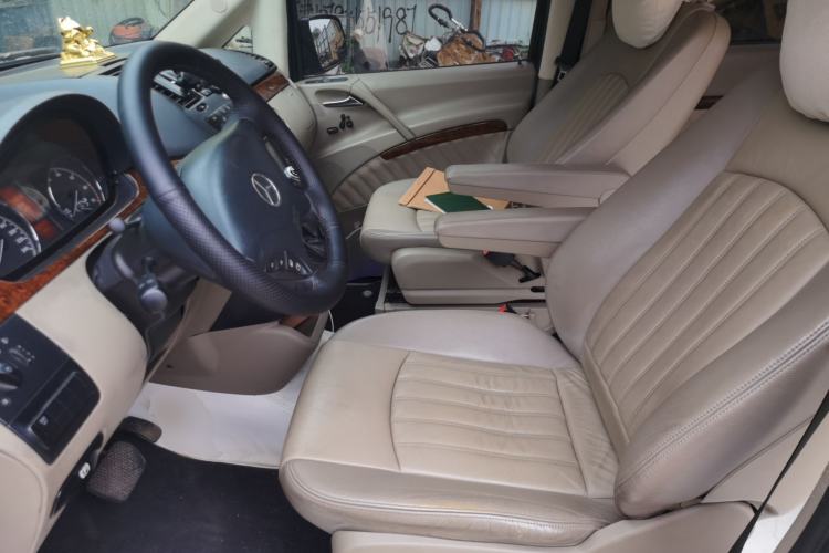 Used Mercedes-Benz Viano 2011 2.5L Navigator Edition Left Front Seat