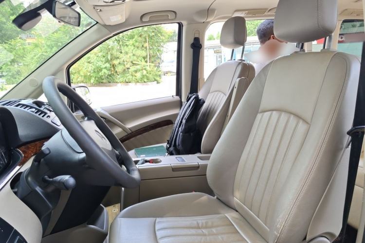 Used Mercedes-Benz Viano 2011 2.5L Navigator Edition Left Front Seat
