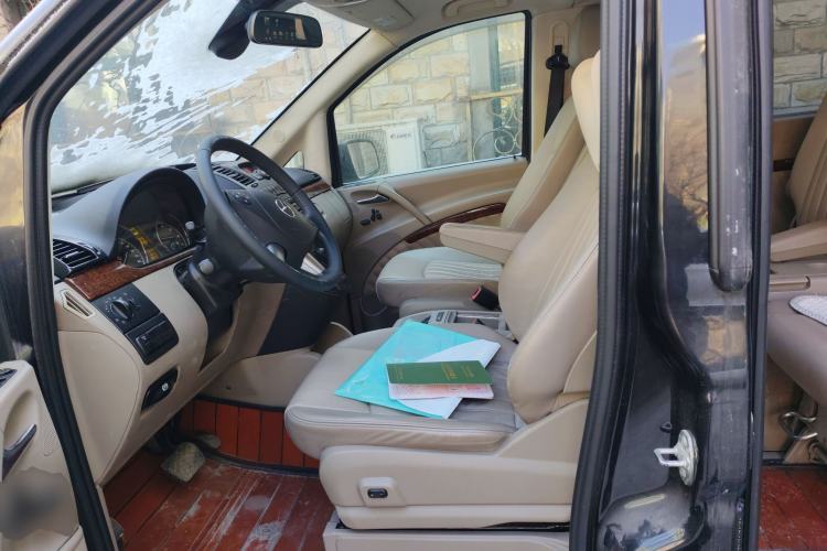 Used Mercedes-Benz Viano 2011 2.5L Navigator Edition Left Front Seat