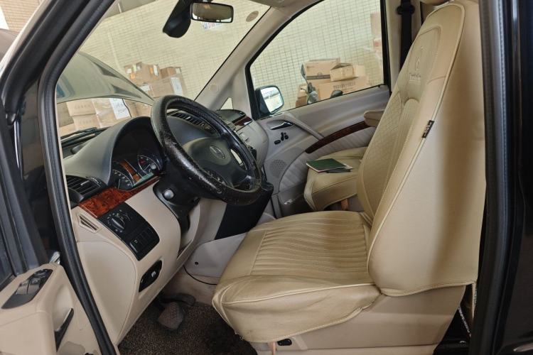 Used Mercedes-Benz Viano 2011 2.5L Navigator Edition Left Front Seat