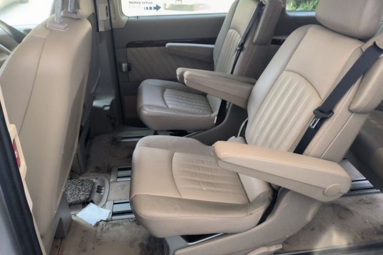Used Mercedes-Benz Viano 2011 2.5L Navigator Edition Left Rear Seat