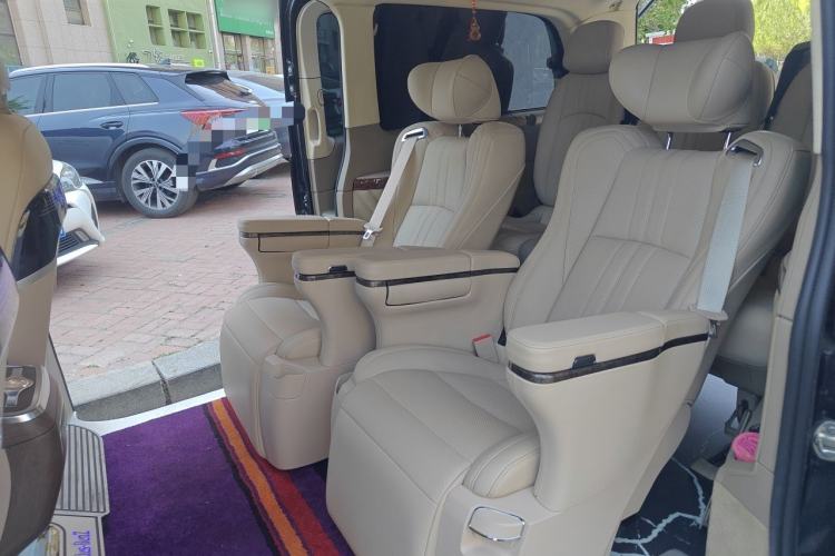 Used Mercedes-Benz Viano 2011 2.5L Prestige Edition Left Rear Seat