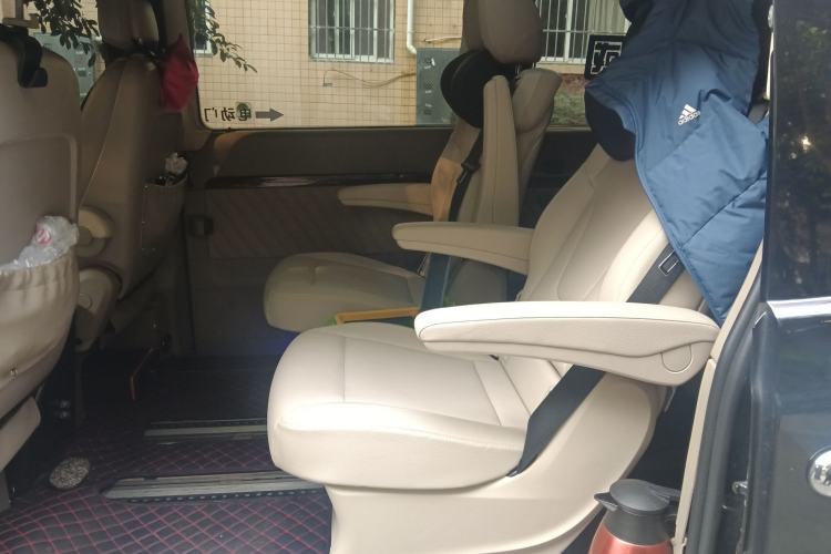 Used Mercedes-Benz Viano 2011 2.5L Navigator Edition Left Rear Seat