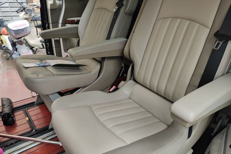 Used Mercedes-Benz Viano 2011 2.5L Prestige Edition Left Rear Seat