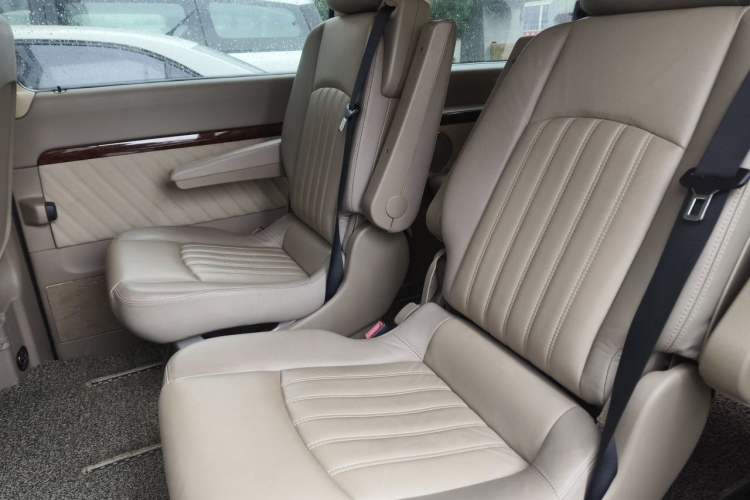Used Mercedes-Benz Viano 2011 2.5L Luxury Edition Left Rear Seat