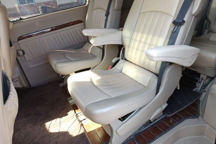 Used Mercedes-Benz Viano 2011 2.5L Prestige Edition Left Rear Seat