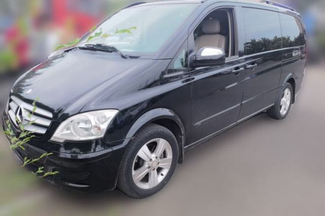 Używany Mercedes-Benz Viano 2011 2.5L Luxury Edition