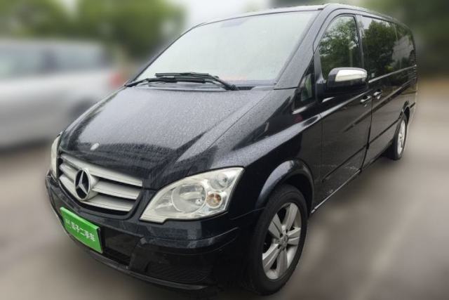 Used Mercedes-Benz Viano 2011 2.5L Luxury Edition