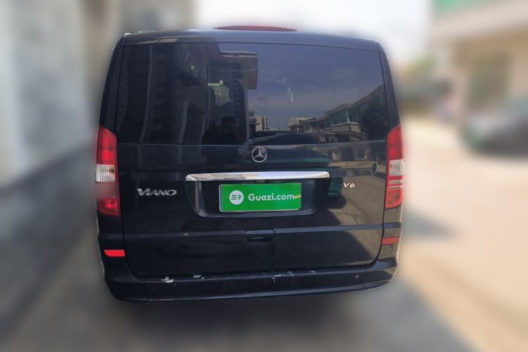 Used Mercedes-Benz Viano 2011 2.5L Navigator Edition Rear