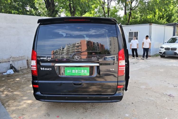 Used Mercedes-Benz Viano 2011 2.5L Navigator Edition Rear