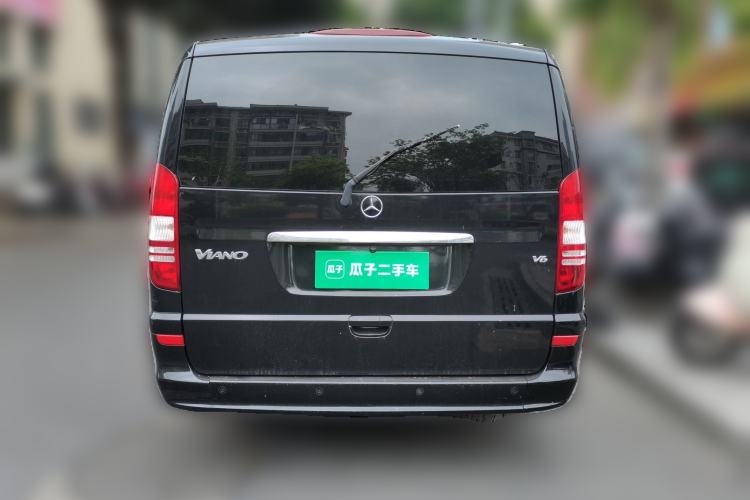 Used Mercedes-Benz Viano 2011 2.5L Luxury Edition Rear
