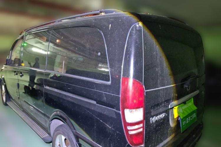 Used Mercedes-Benz Viano 2011 2.5L Navigator Edition Rear Left 45 Deg