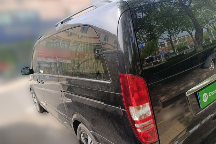 Used Mercedes-Benz Viano 2011 2.5L Navigator Edition Rear Left 45 Deg