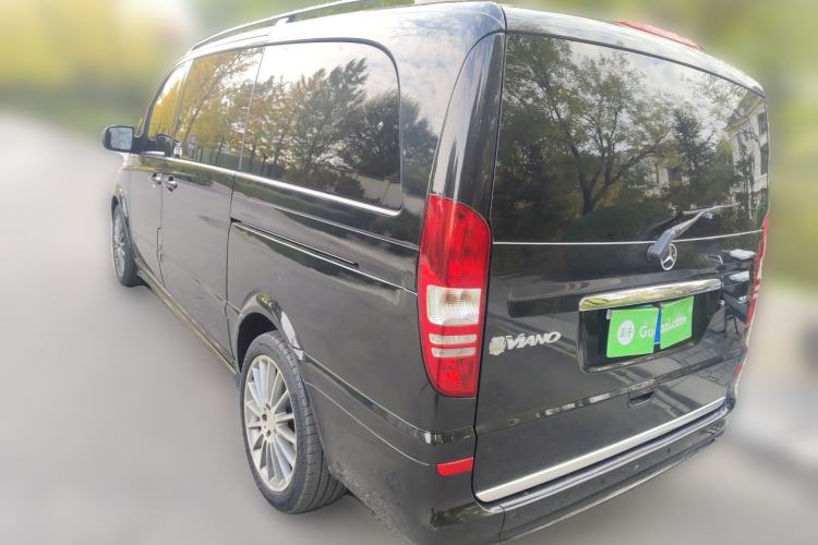 Used Mercedes-Benz Viano 2011 3.5L 125th Anniversary Edition 7 Seats Rear Left 45 Deg