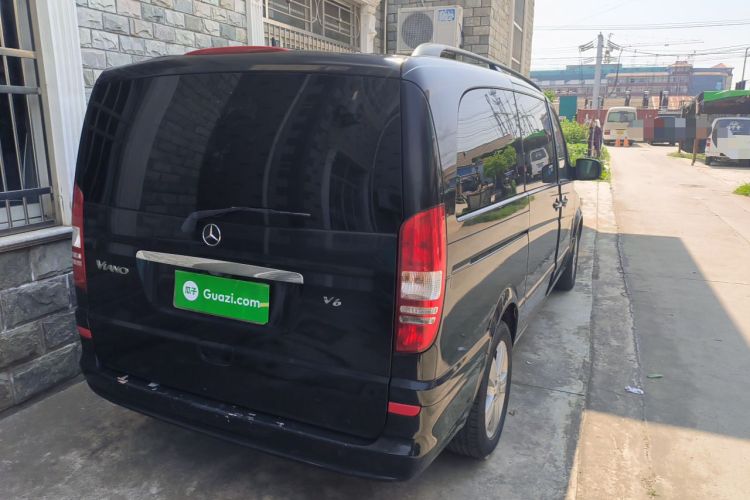 Used Mercedes-Benz Viano 2011 2.5L Navigator Edition Rear Right 45 Deg