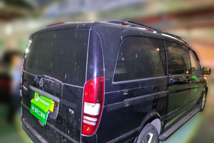 Used Mercedes-Benz Viano 2011 2.5L Navigator Edition Rear Right 45 Deg