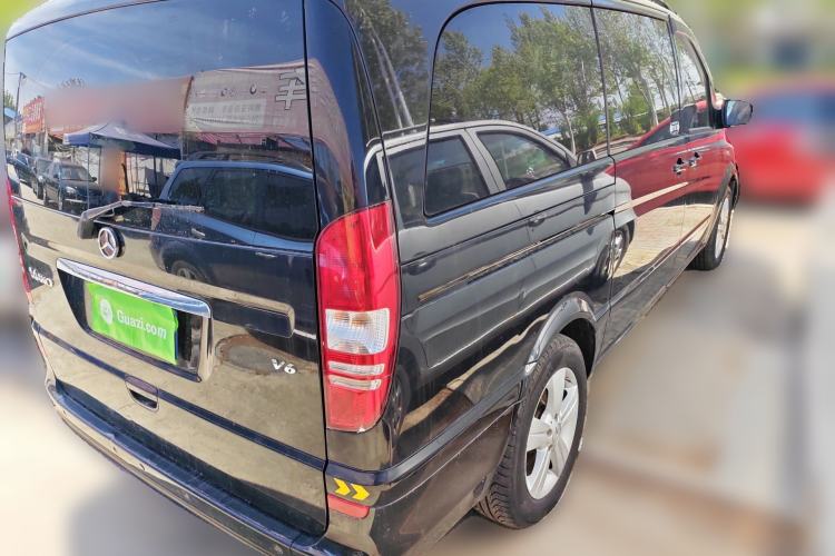 Used Mercedes-Benz Viano 2011 2.5L Prestige Edition Rear Right 45 Deg