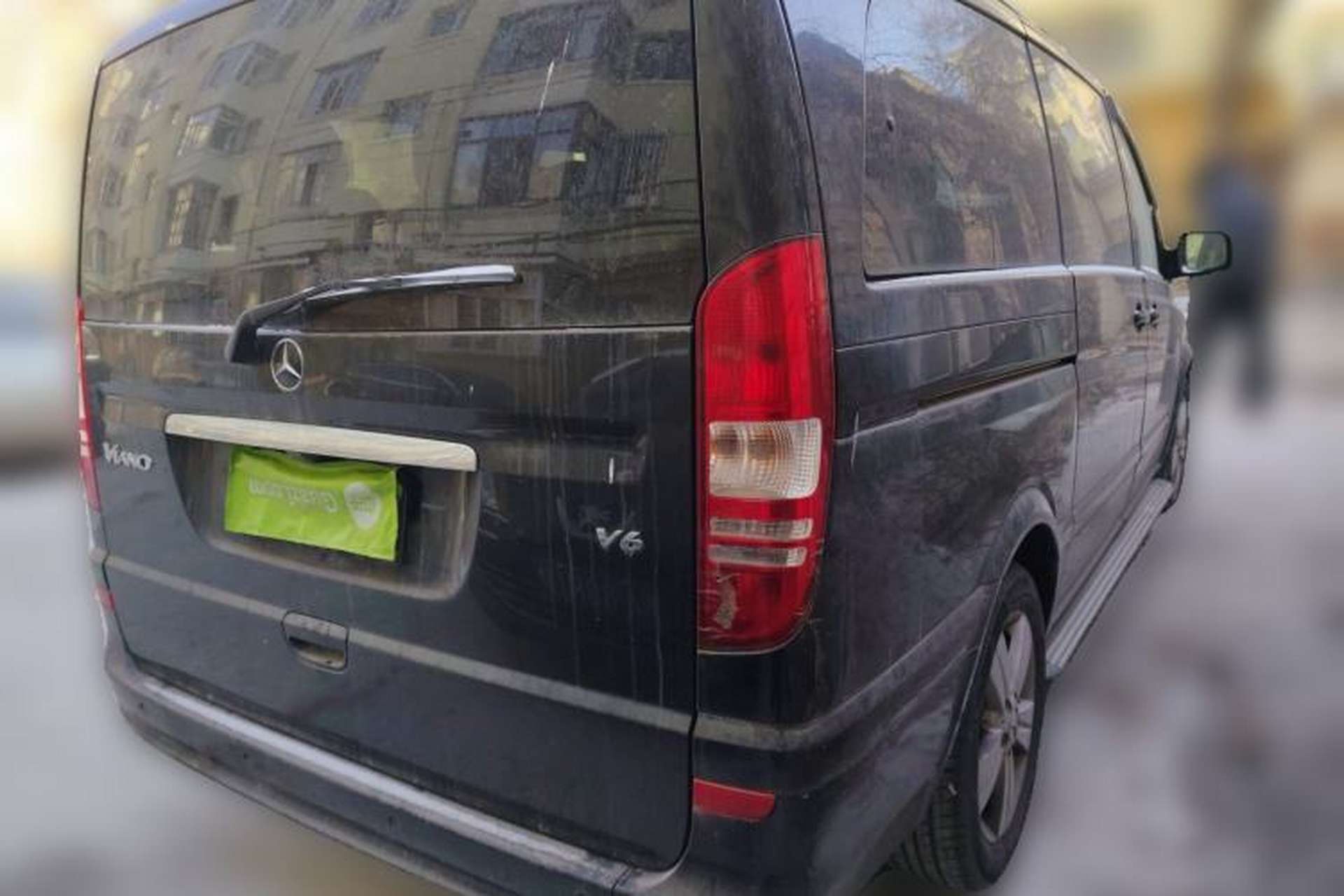 Used Mercedes-Benz Viano 2011 2.5L Navigator Edition Rear Right 45 Deg