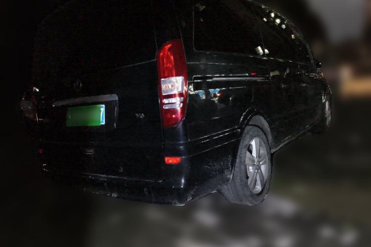 Used Mercedes-Benz Viano 2011 2.5L Luxury Edition Rear Right 45 Deg