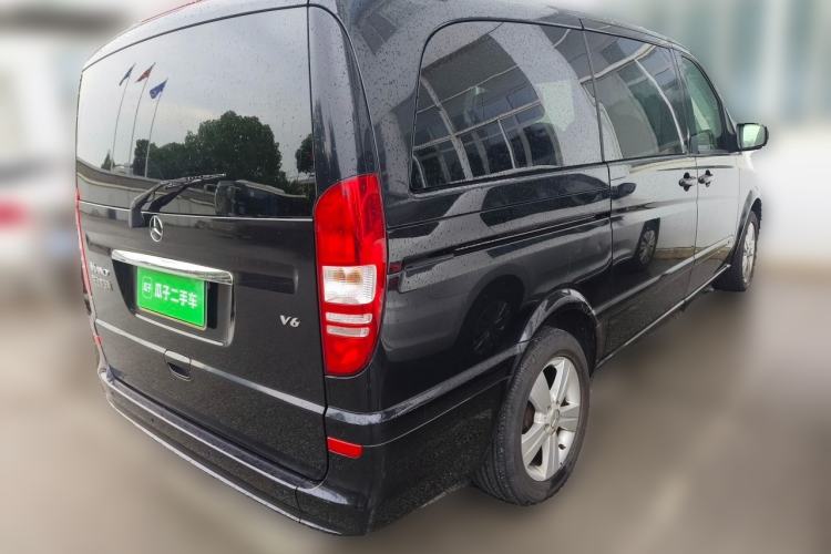 Used Mercedes-Benz Viano 2011 2.5L Luxury Edition Rear Right 45 Deg