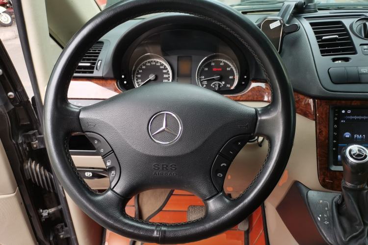 Used Mercedes-Benz Viano 2011 2.5L Luxury Edition Steering Wheel