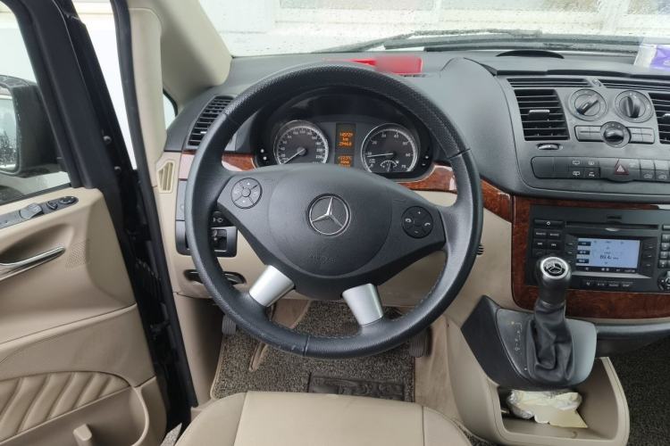 Used Mercedes-Benz Viano 2011 2.5L Luxury Edition Steering Wheel