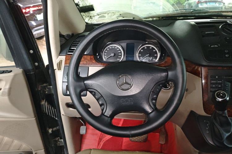 Used Mercedes-Benz Viano 2011 2.5L Luxury Edition Steering Wheel