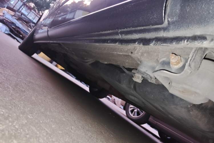 Used Mercedes-Benz Viano 2011 2.5L Luxury Edition Chassis Rear Left