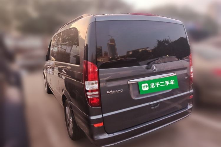 Used Mercedes-Benz Viano 2011 2.5L Luxury Edition Rear Left 45 Deg