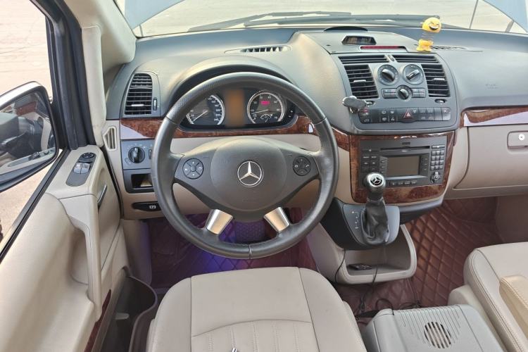 Used Mercedes-Benz Viano 2011 2.5L Luxury Edition Steering Wheel