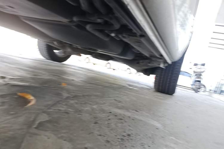 Used Mercedes-Benz Viano 2011 2.5L Navigator Edition Chassis Front Left