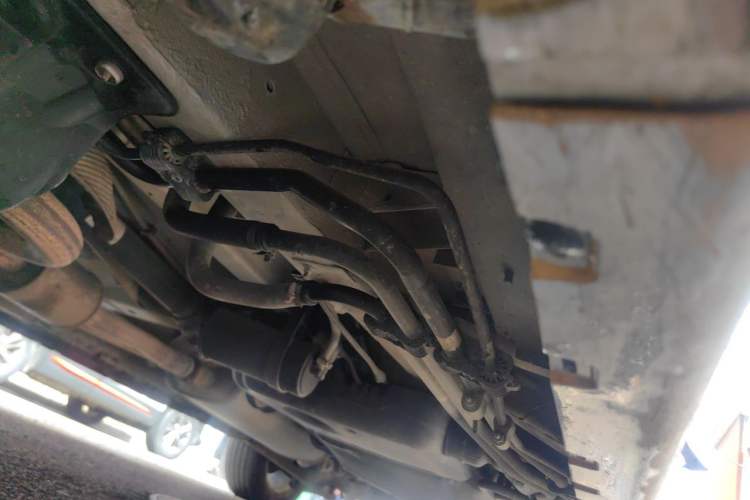 Used Mercedes-Benz Viano 2011 2.5L Prestige Edition Chassis Front Left