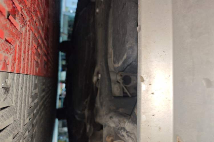 Used Mercedes-Benz Viano 2011 2.5L Limited Edition Chassis Front