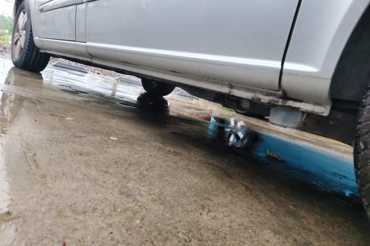 Used Mercedes-Benz Viano 2011 2.5L Navigator Edition Chassis Rear Left
