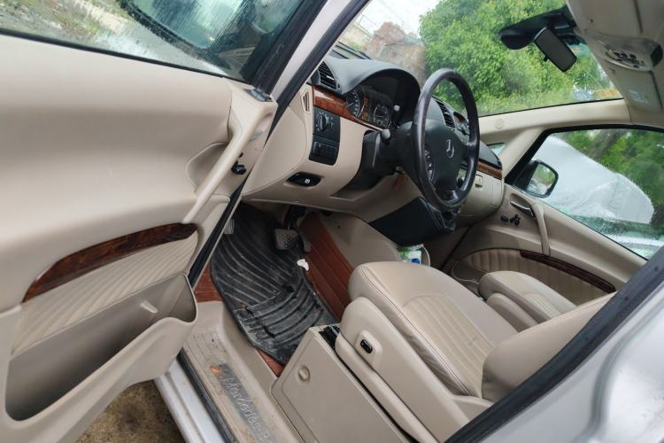 Used Mercedes-Benz Viano 2011 2.5L Navigator Edition Driver Seat