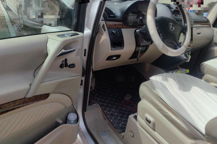 Used Mercedes-Benz Viano 2011 2.5L Prestige Edition Driver Seat