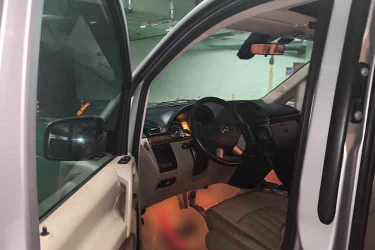 Used Mercedes-Benz Viano 2011 2.5L Navigator Edition Driver Seat